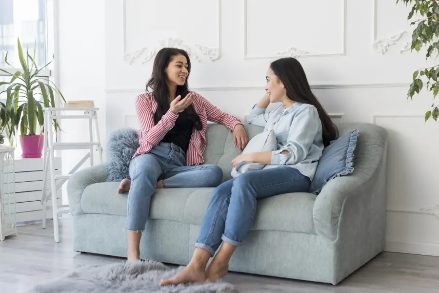 Come abbinare i jeans: guida alla scelta dei colori e dei modelli giusti per ogni outfit