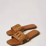 Scarpe basse eleganti: la nuova grammatica del glamour secondo Twinset