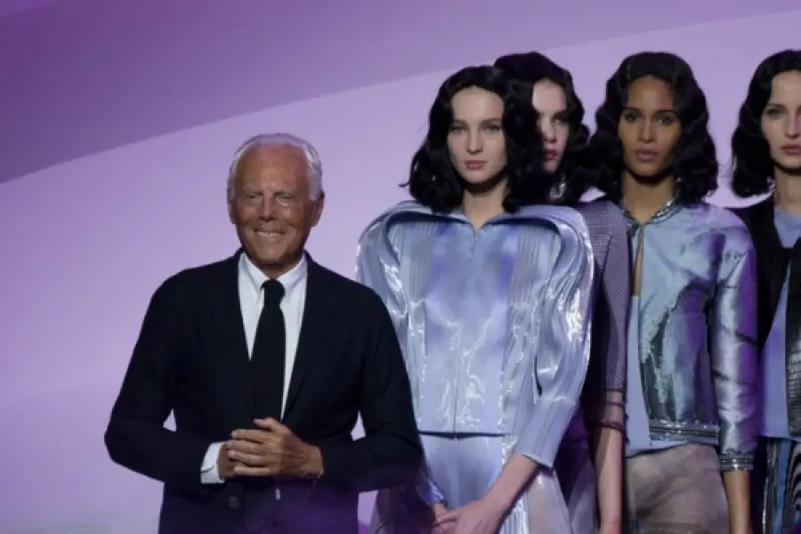 Armani: la moda di un'azienda che ha fatto la storia